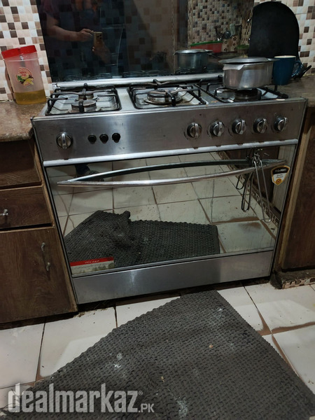 Kitchen Range almost New photo 2