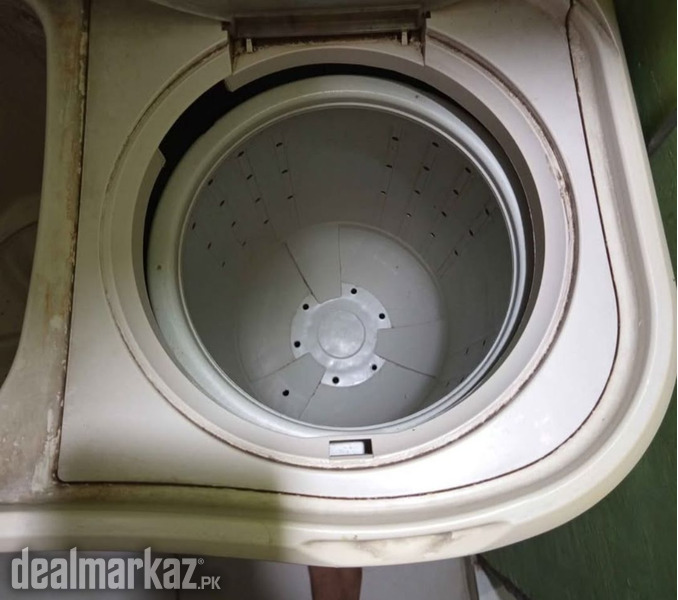 Haier Semi Automatic Twin Tub Washing Machine photo 1