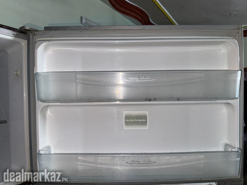 Urgent sale, toshiba Model : GR-RG70UT-PK (GU) photo 2