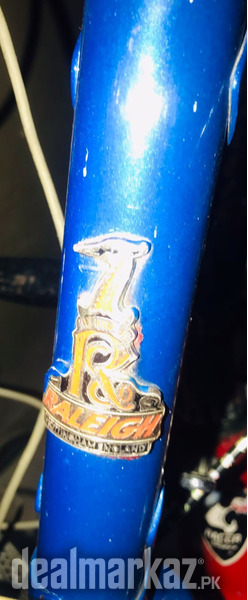 vintage brand Raleigh record classic bicycle since 1980s photo 2