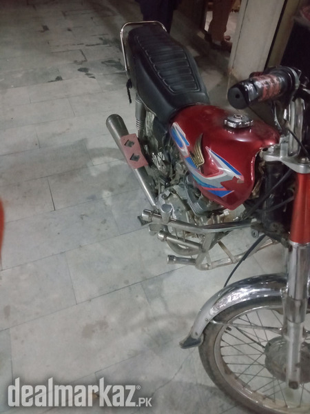 Honda 125 madil no 1988 photo 2