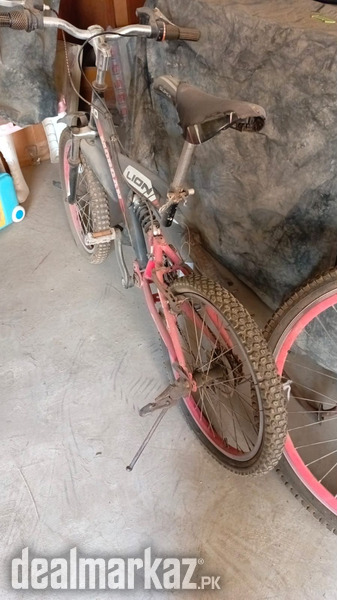 Cycle for sale in very cheap price photo 2