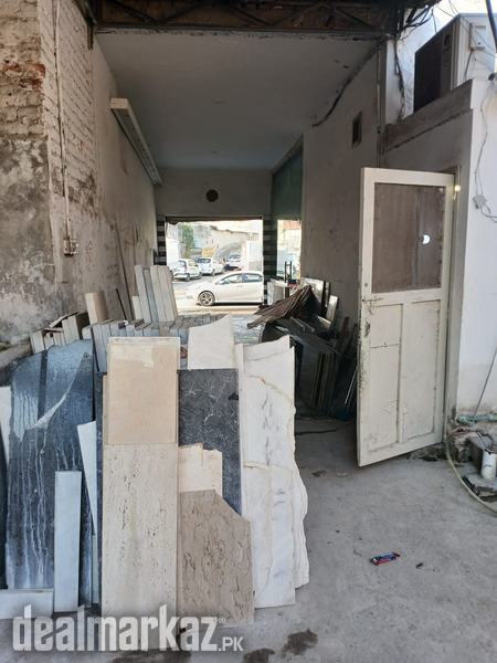 Main Ghazi road premium location for business and bank place for sale photo 2