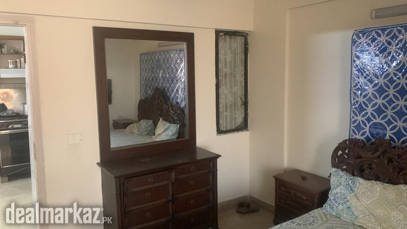 Executive class furnished paying guest room for long term