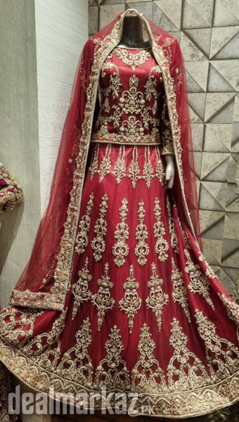 Red bridal lehnga photo 1