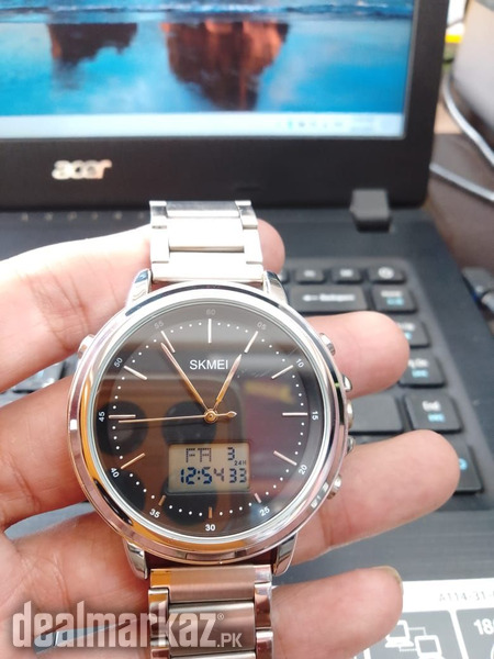 Metal Watch with Digital Display photo 1