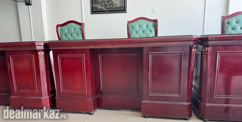 Full Office Furniture are Available for Sale photo 1