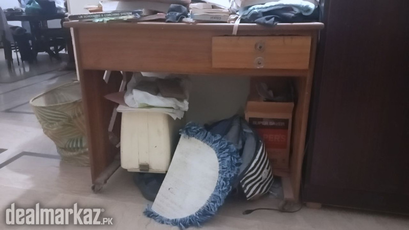 Study table (with desk) photo 1