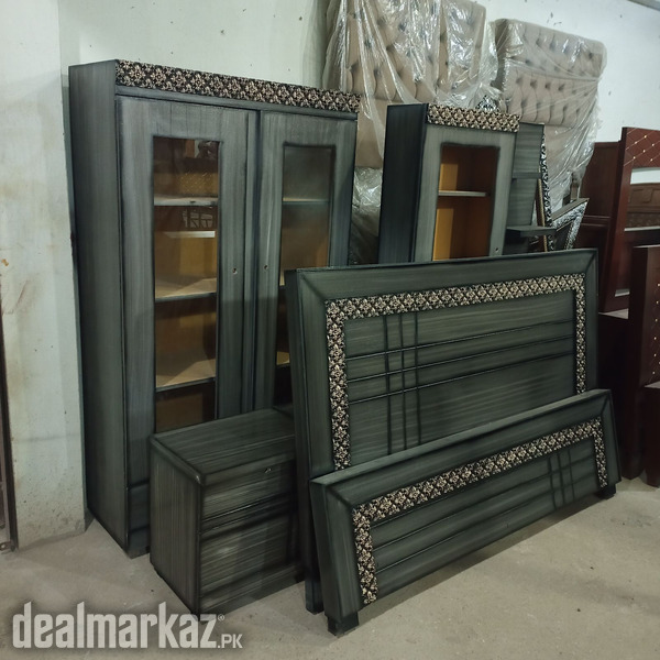 Bed sed tables dressing shokes almari 10 sall guarantee photo 1