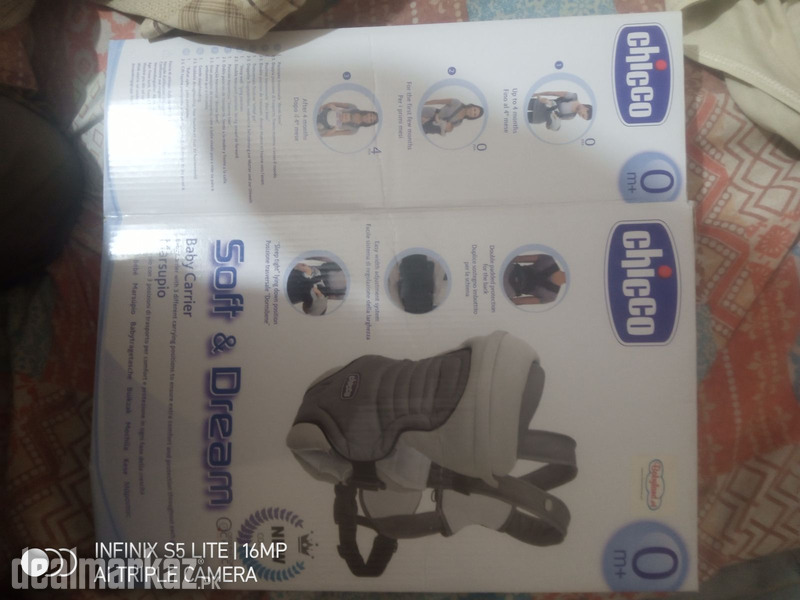 Chicco Baby Carrier photo 2