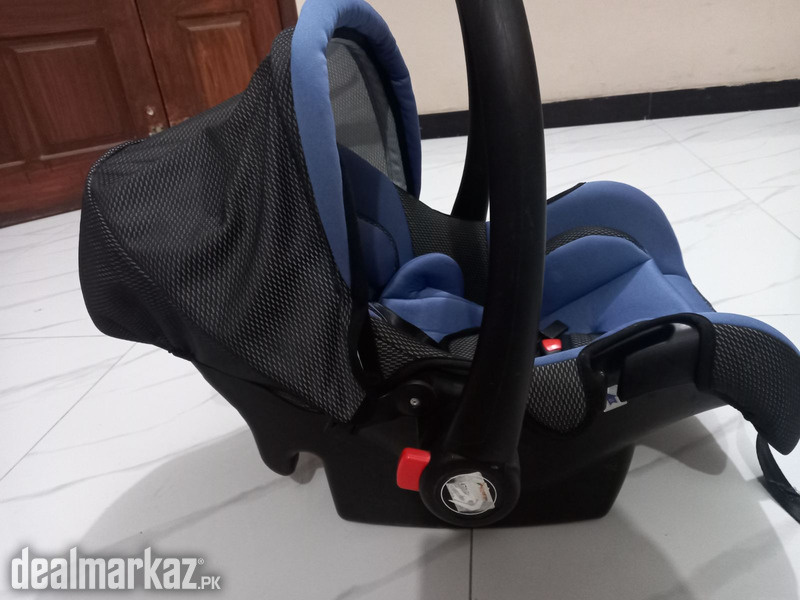 baby carry cot or rocker photo 2