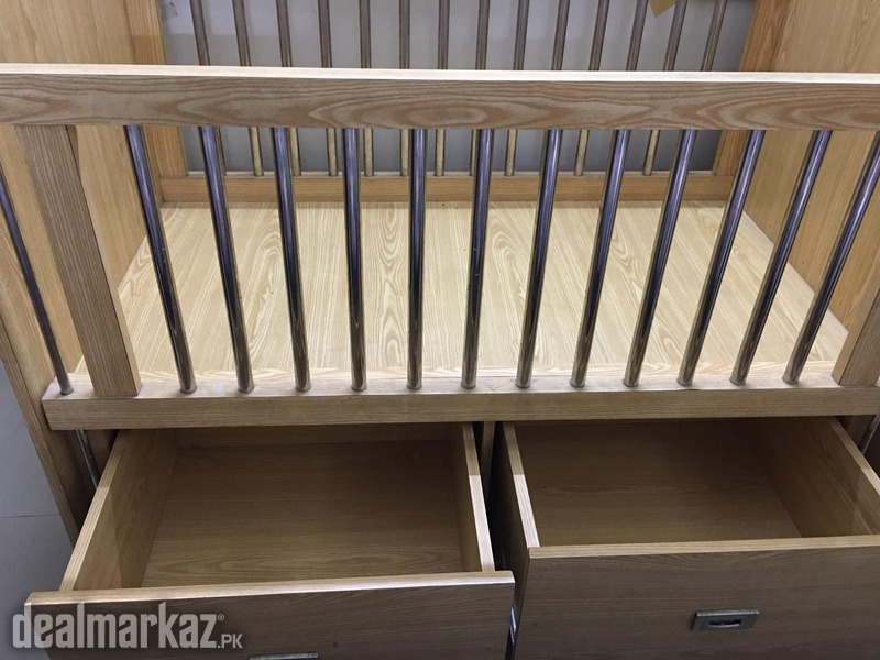 Wooden cot for kids photo 2