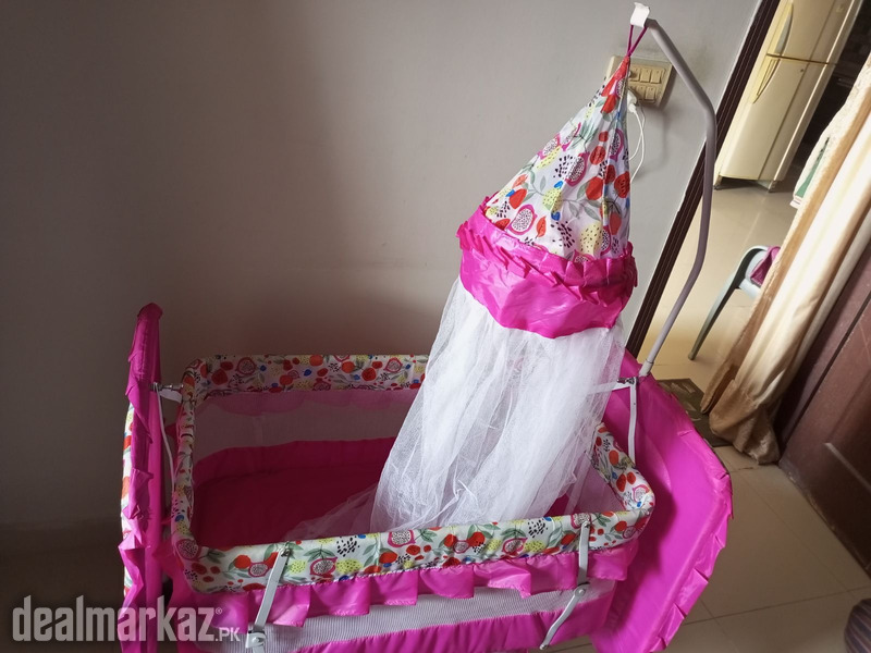Baby swing urgently for sale