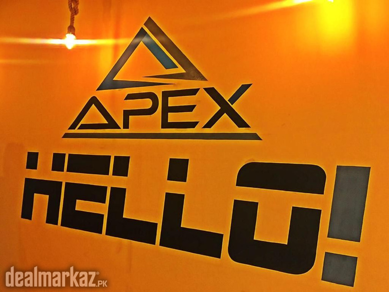 Hiring Males / Females Call Center