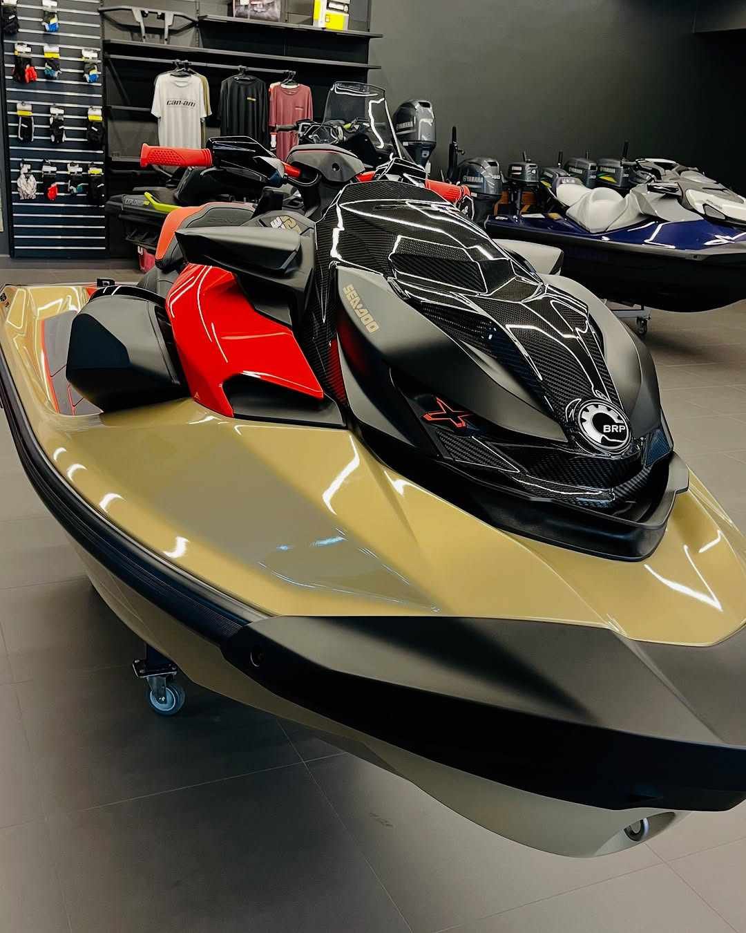 2025 SEA-DOO RXP-X 325 TECH PACKAGE jetski photo 2