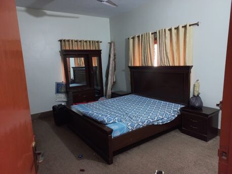 6 BR,  400 Sq. Meter,  400 SQ Yard 3 Story House In Block 13 Federal B Area Karachi photo 4