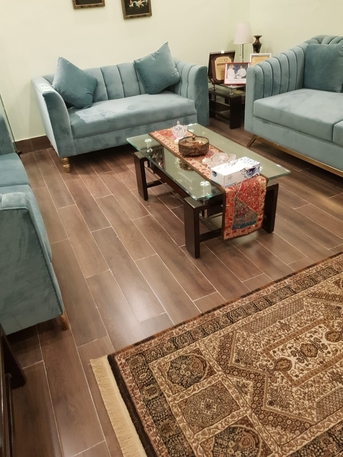 PKR 3500000/month,  5 BR,  2nd Floor With Roof Portion