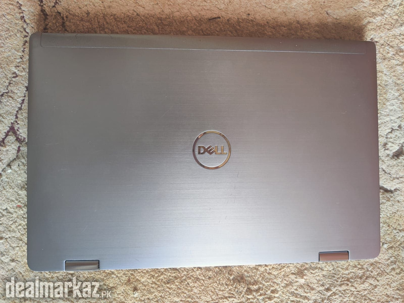 DELL laptop 10/10 photo 3