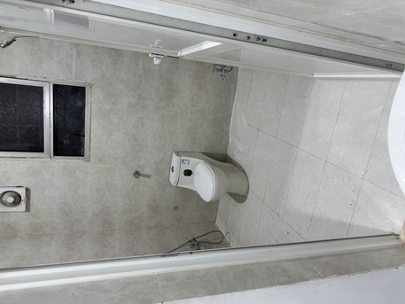 PKR 1250/month,  1 BR,  Single Room With Attached Washroom Available For Family photo 4