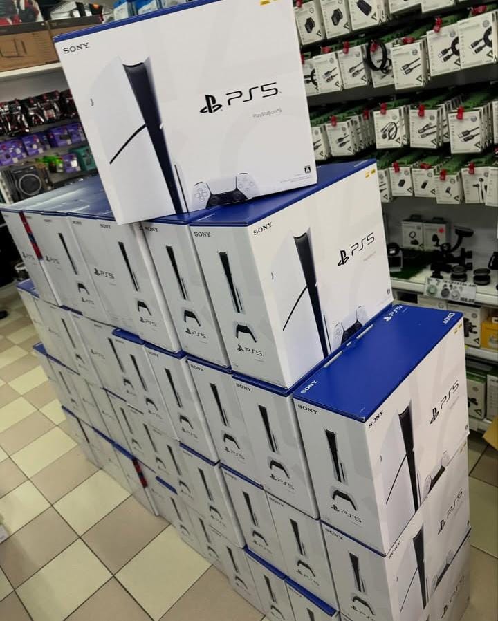 🎮 WTS – PlayStation 5 Slim – 1TB Console 🎮