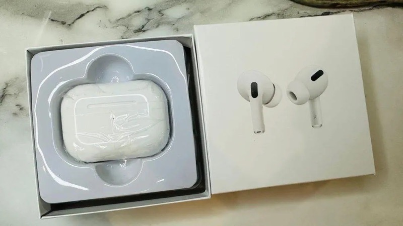 Earbuds photo 3