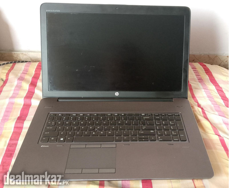 HP ZBook 17 G3 Workstation Laptop urgent sale photo 3