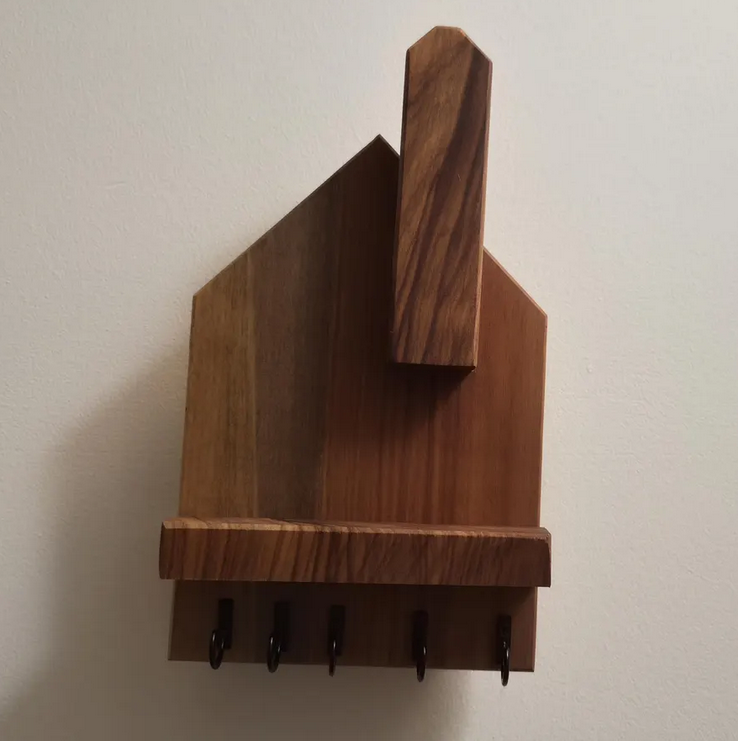 Custom Wooden Key Holder House Or Octagon Shape Handmade Wall Mounted Key Rack For Home Entryway photo 3