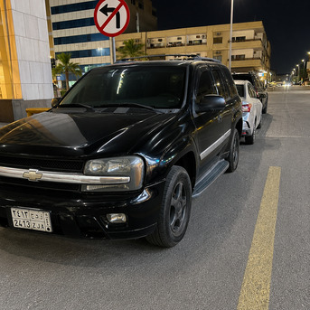 SAR 8200,  Chevrolet Trailblazer,  2005,  Automatic,  270000 KM,  Car For Sale photo 2
