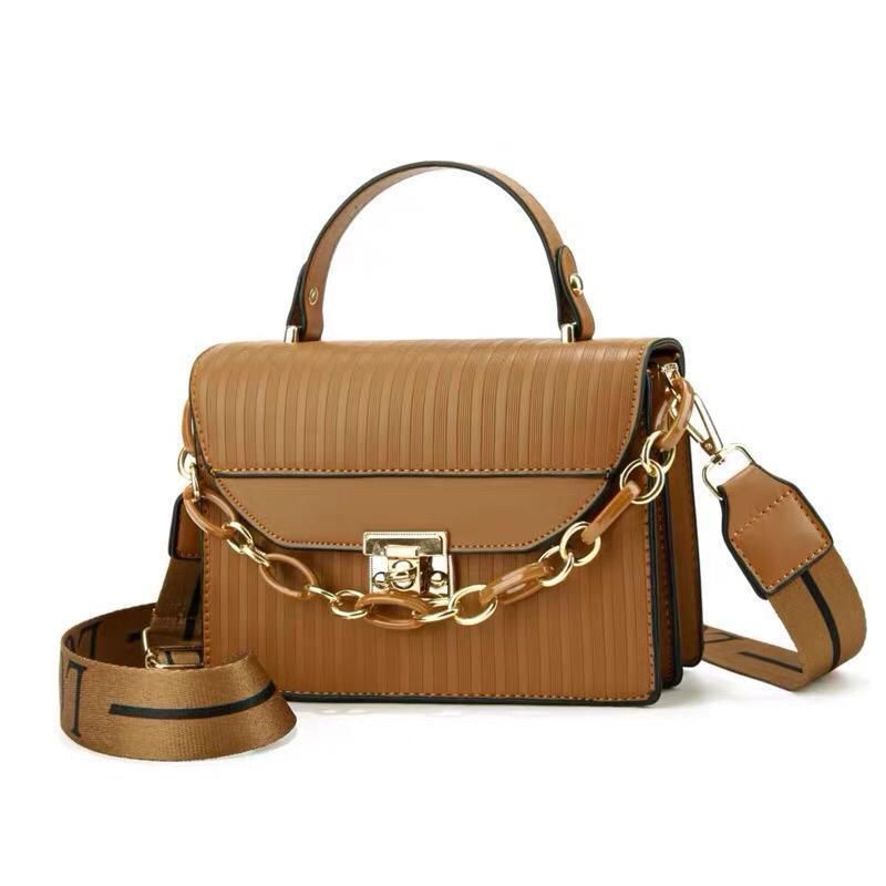Black Striped Shoulder Bag with Gold Chain photo 4
