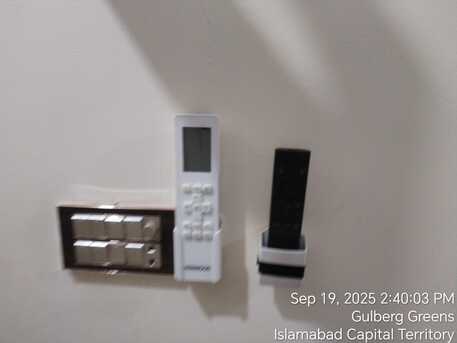 PKR 920/month,  1 BR,  54400 Sq. Feet,  1 Bed-Coner Flat,1st Floor, Is Available For Sale In Islamabad Gulberge Green Block-C photo 4
