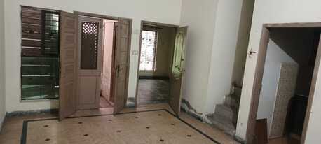 PKR 30000/month,  2 BR,  30 Sq. Meter,  GROUND FLOOR AVAILABLE FOR FAMILY NEAT AND CLEAN photo 3