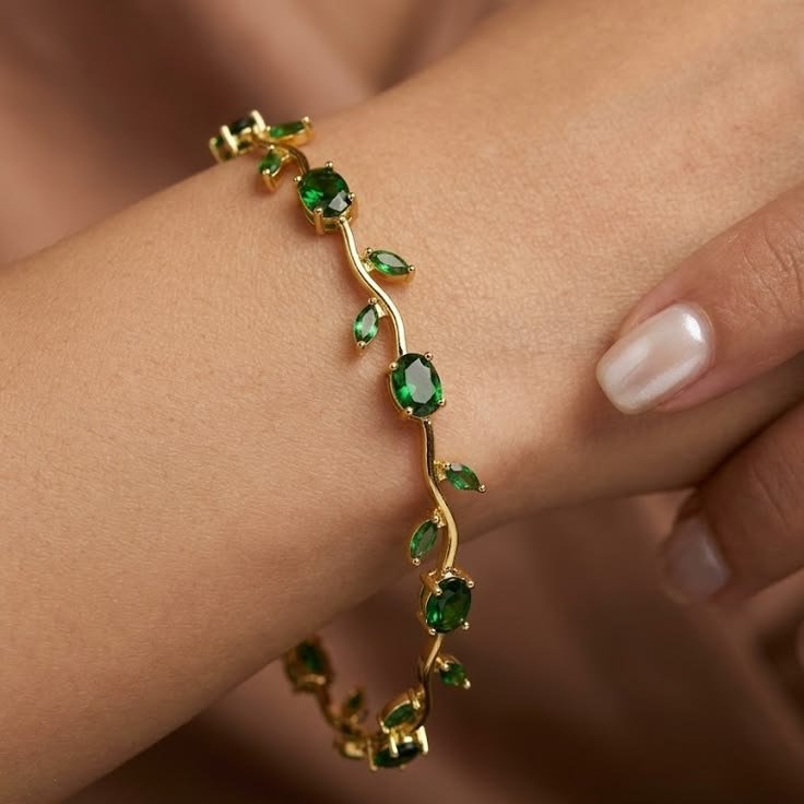 Tulip bracelet photo 9