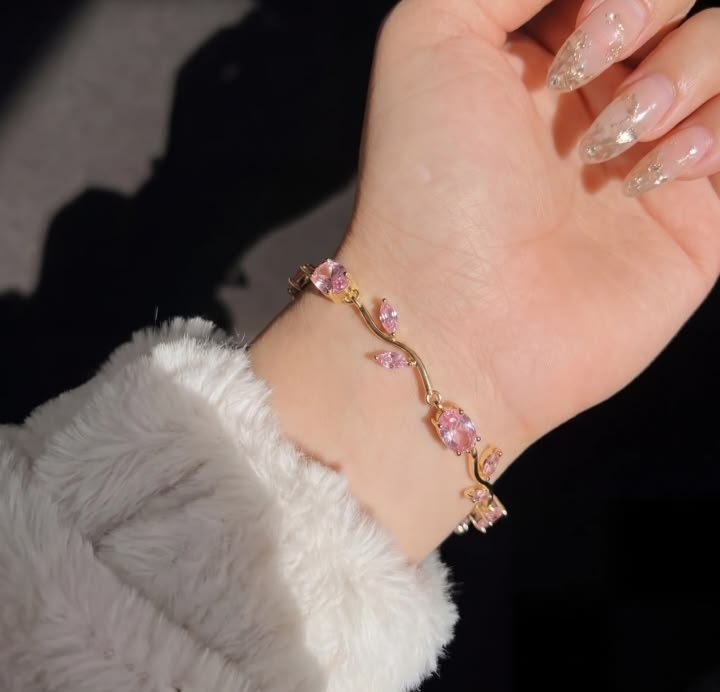 Tulip bracelet photo 4