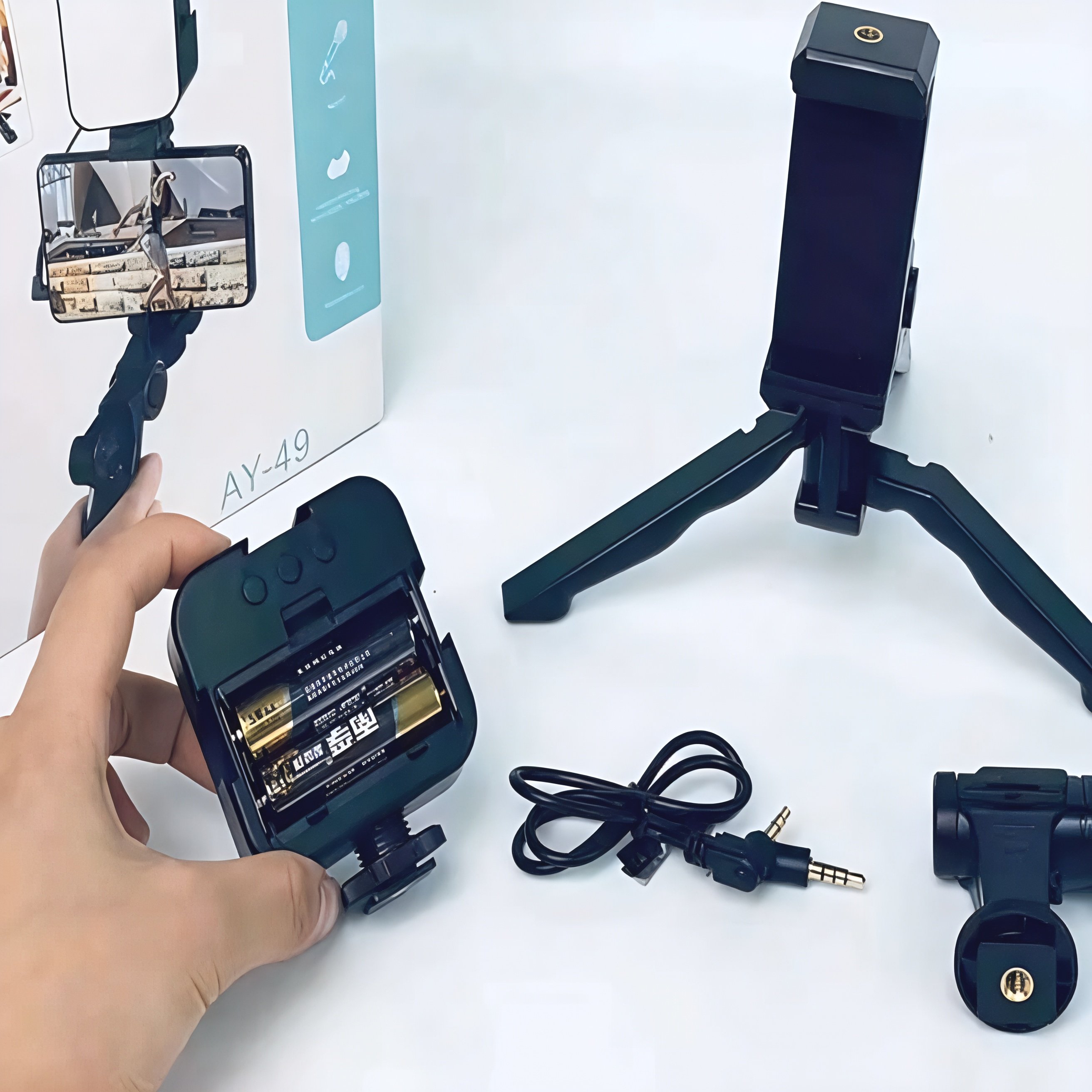 Vlogging Kit for TikTok/YouTube - Tripod, Mic, LED Light, Remote photo 3